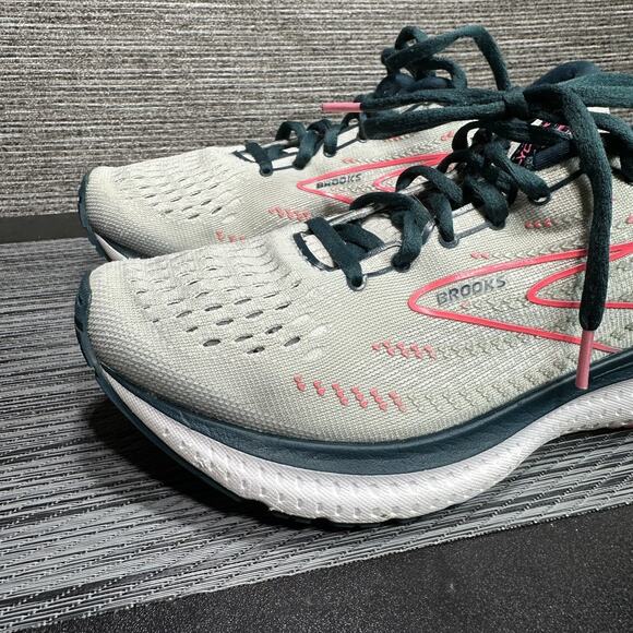 Brooks Glycerin 19 Womens Size 9.5 Gray White Pink Athletic Running Shoes - Picture 3 of 16